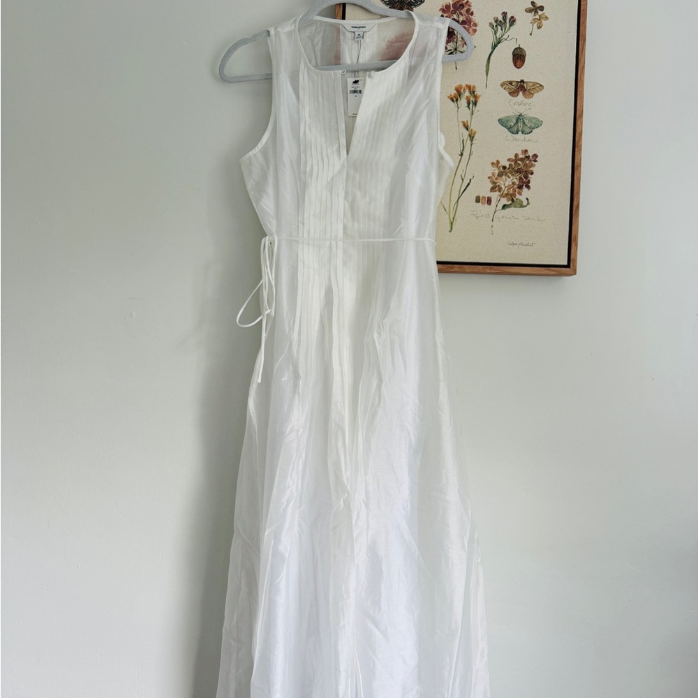 Banana Republic White Maxi Dress